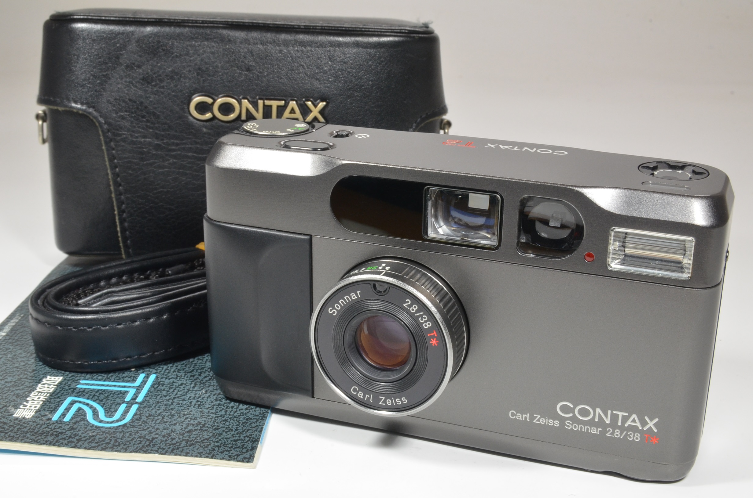 contax t2 titanium black film camera with full leather case