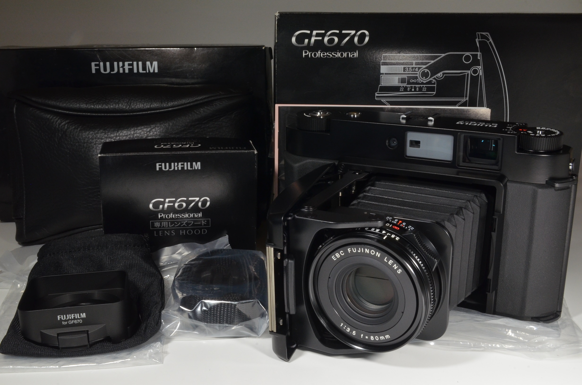 fujifilm gf670 professional black fujinon 80mm f3.5  